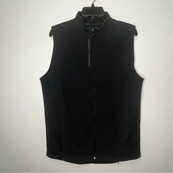 Under Armour Golf Vest Men Medium Black Cold gear Full Zip Quilted Loose Fit - Picture 1 of 9